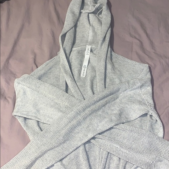 lululemon cardigan with crossover open back - Picture 1 of 5